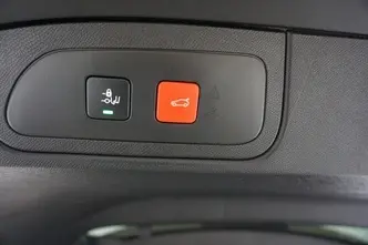 DS 7 Crossback, 1.6, 221 kW, подключаемый гибрид, автомат, полный привод