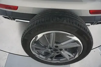 DS 7 Crossback, 1.6, 221 kW, подключаемый гибрид, автомат, полный привод