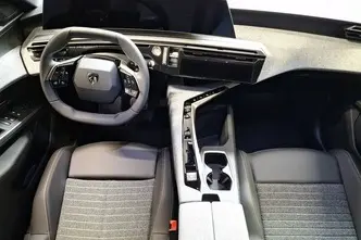 Peugeot E-5008, 157 kW, elekter, automaat, esivedu