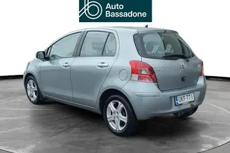 Toyota Yaris, 1.3, 74 kW, petrol, manual, front-wheel drive