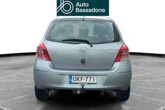 Toyota Yaris, 1.3, 74 kW, petrol, manual, front-wheel drive