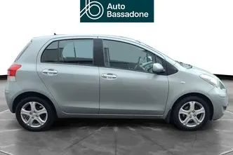 Toyota Yaris, 1.3, 74 kW, petrol, manual, front-wheel drive