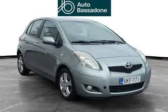 Toyota Yaris, 1.3, 74 kW, petrol, manual, front-wheel drive