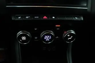 Renault Captur, 1.3, 103 kW, hübriid, automaat, esivedu