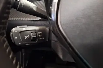 Peugeot e-2008, elekter, automaat, esivedu