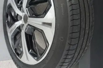 Citroën C5 X, 1.6, 165 kW, bensiin, automaat, esivedu