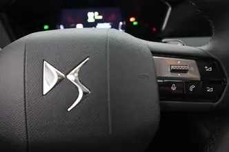 DS 4, 1.6, 165 kW, pistikhübriid, automaat, esivedu