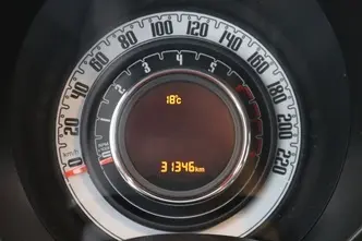 Fiat 500, 1.0, 51 kW, hübriid, manuaal, esivedu