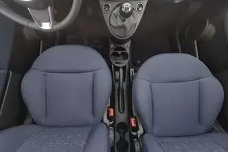 Fiat 500, 1.0, 51 kW, гибрид, механическая, передний привод