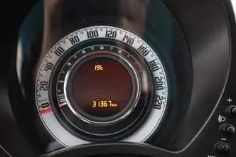 Fiat 500, 1.0, 51 kW, гибрид, механическая, передний привод