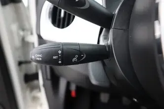 Fiat 500, 1.0, 51 kW, гибрид, механическая, передний привод