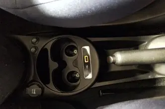 Fiat 500, 1.0, 51 kW, hübriid, manuaal, esivedu