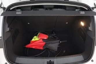 Renault Megane, elekter, automaat, esivedu