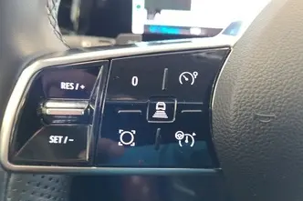 Renault Megane, elekter, automaat, esivedu