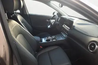 Hyundai Kona, 150 kW, электричество, автомат, передний привод