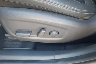 Hyundai Kona, 150 kW, электричество, автомат, передний привод