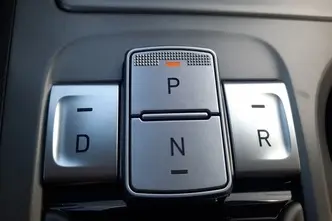 Hyundai Kona, 150 kW, электричество, автомат, передний привод