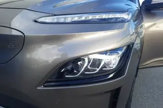 Hyundai Kona, 150 kW, электричество, автомат, передний привод