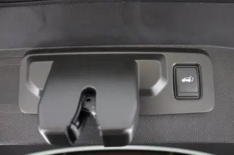 Renault Austral, 1.3, 116 kW, hübriid, automaat, esivedu