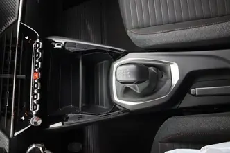Peugeot 208, 1.2, 55 kW, bensiin, manuaal, esivedu
