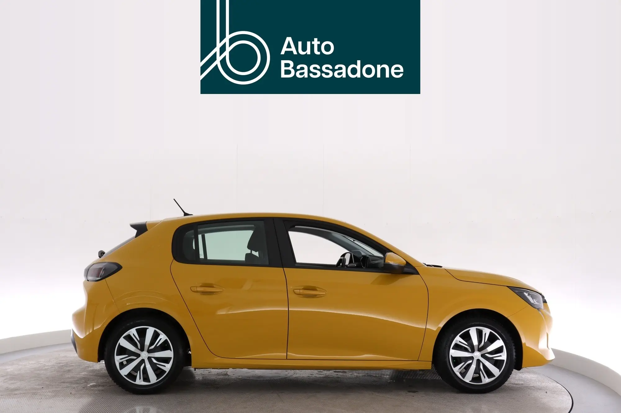 Peugeot 208, 1.2, 55 kW, bensiin, manuaal, esivedu