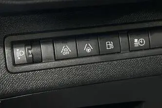 Peugeot 3008, 1.6, 220 kW, подключаемый гибрид, автомат, полный привод