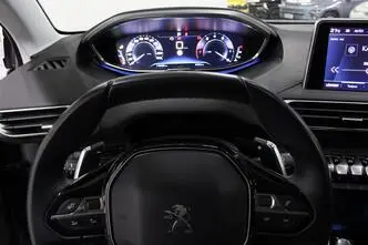 Peugeot 5008, 1.2, 96 kW, bensiin, automaat, esivedu
