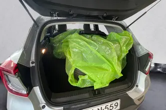 Renault Captur, 1.6, 117 kW, подключаемый гибрид, автомат, передний привод