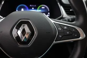 Renault Captur, 1.6, 68 kW, подключаемый гибрид, автомат, передний привод