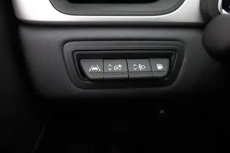 Renault Captur, 1.6, 68 kW, подключаемый гибрид, автомат, передний привод