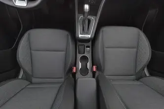 Renault Captur, 1.6, 68 kW, подключаемый гибрид, автомат, передний привод