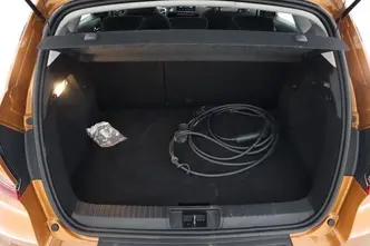 Renault Captur, 1.6, 68 kW, подключаемый гибрид, автомат, передний привод