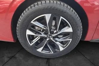 DS 4, 1.6, 165 kW, pistikhübriid, automaat, esivedu