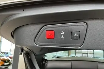 Peugeot 3008, 1.2, 96 kW, бензин, автомат, передний привод