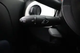 Fiat 500, 1.0, 51 kW, гибрид, механическая, передний привод