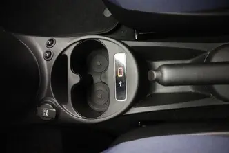 Fiat 500, 1.0, 51 kW, гибрид, механическая, передний привод