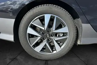 Hyundai IONIQ 6, 168 kW, elekter, automaat, tagavedu