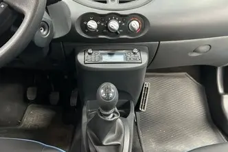 Renault Twingo, 1.1, 55 kW, bensiin, manuaal, esivedu