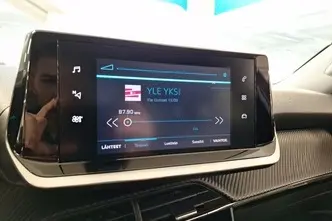 Peugeot e-2008, elekter, automaat, esivedu