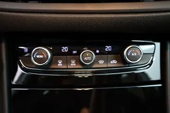 Opel Grandland, 1.6, 147 kW, petrol, automatic, four-wheel drive