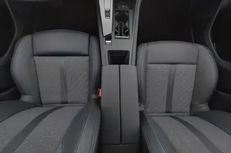 Peugeot 408, 1.6, 165 kW, pistikhübriid, automaat, esivedu