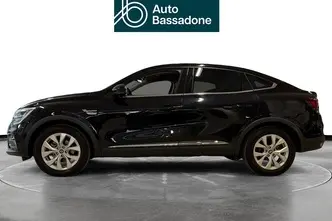 Renault Arkana, 1.6, 105 kW, гибрид, автомат, передний привод