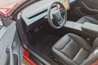 Tesla Model 3, 366 kW, elekter, automaat, nelikvedu