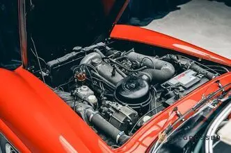 Mercedes-Benz 190, 77 kW, bensiin, manuaal, nelikvedu