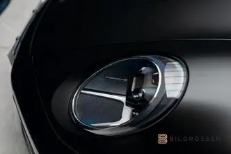 Porsche 911, 3.0, 331 kW, petrol, automatic, four-wheel drive