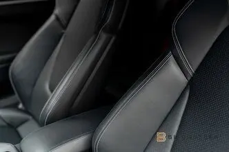 Porsche 911, 3.0, 331 kW, petrol, automatic, four-wheel drive