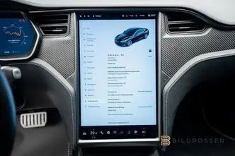 Tesla Model S, 560 kW, elekter, automaat, nelikvedu