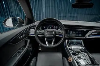 Audi RSQ8, 4.0, 441 kW, бензин, автомат, полный привод