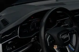 Audi RSQ8, 4.0, 441 kW, бензин, автомат, полный привод