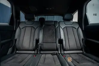 Audi SQ7, 4.0, 320 kW, дизель, автомат, полный привод